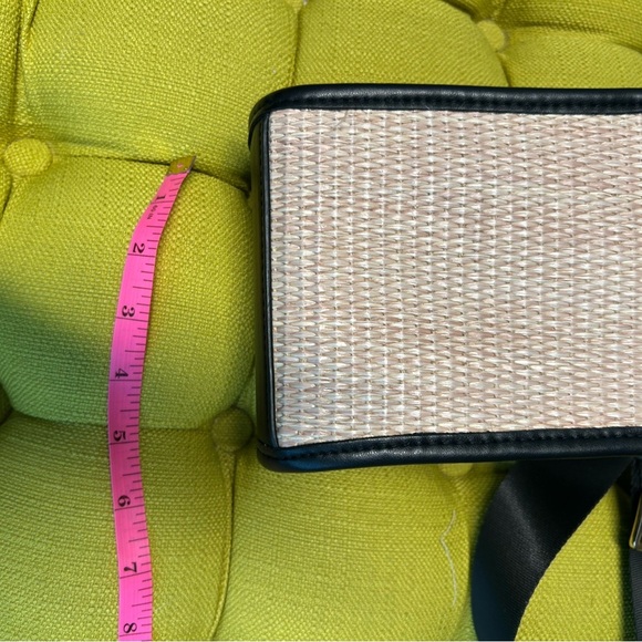 A new day boxy bag/GUC - Picture 3 of 3